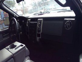 2013 FORD F150, WHITE, XLT MODEL, CREW CAB, 3.5L, AT, 4WD. F26302